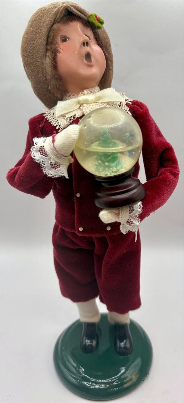 Byers Choice Caroler Boy With Snow Globe #44 of 100 Signed Dated 2006